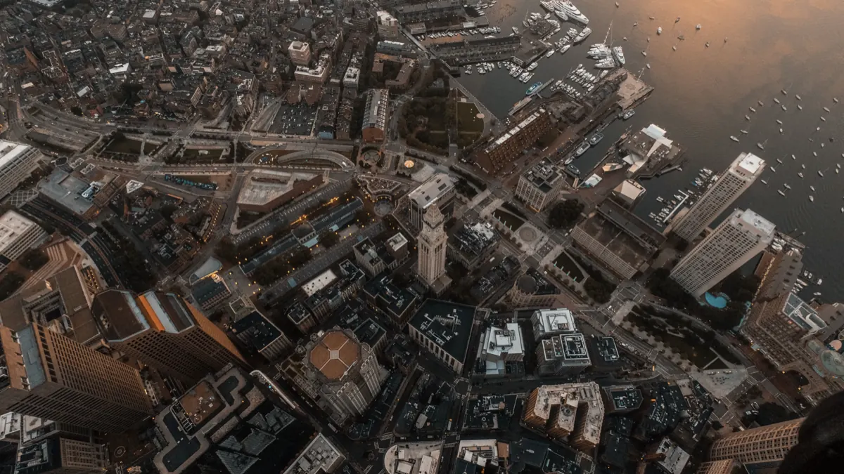Drone shot before the Metropolitan LUT